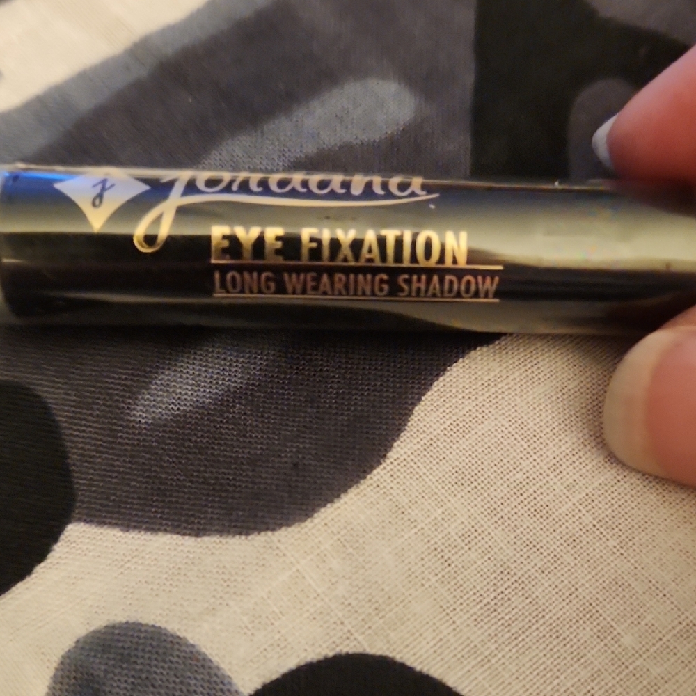 Jordana Black Eyeshadow Smoky Makeup